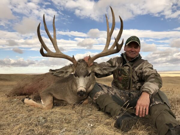 West Butte Ranch Deer Hunting – Northern Rockies Outfitters